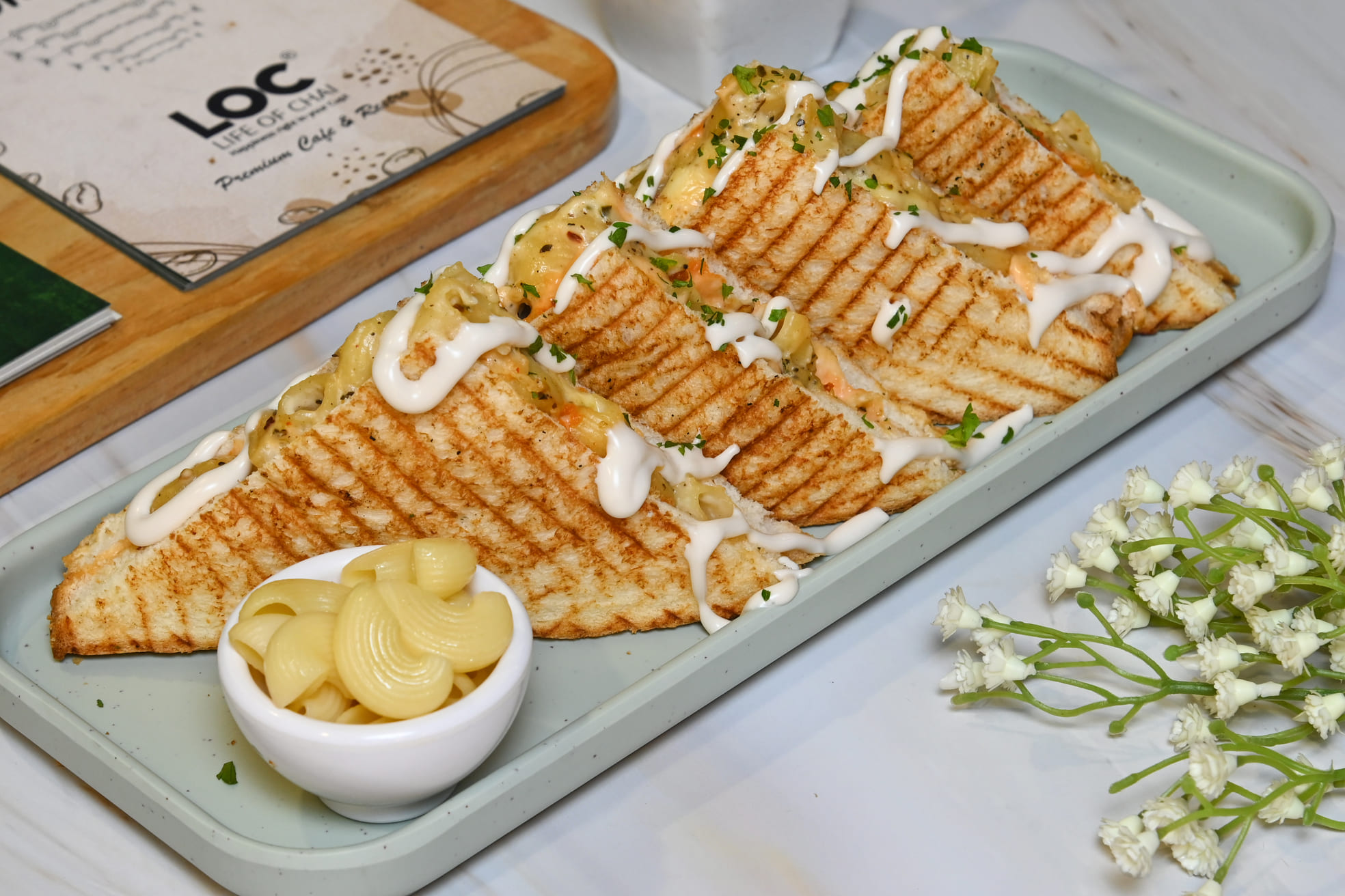 Mac & Cheese Grilled Sandwich